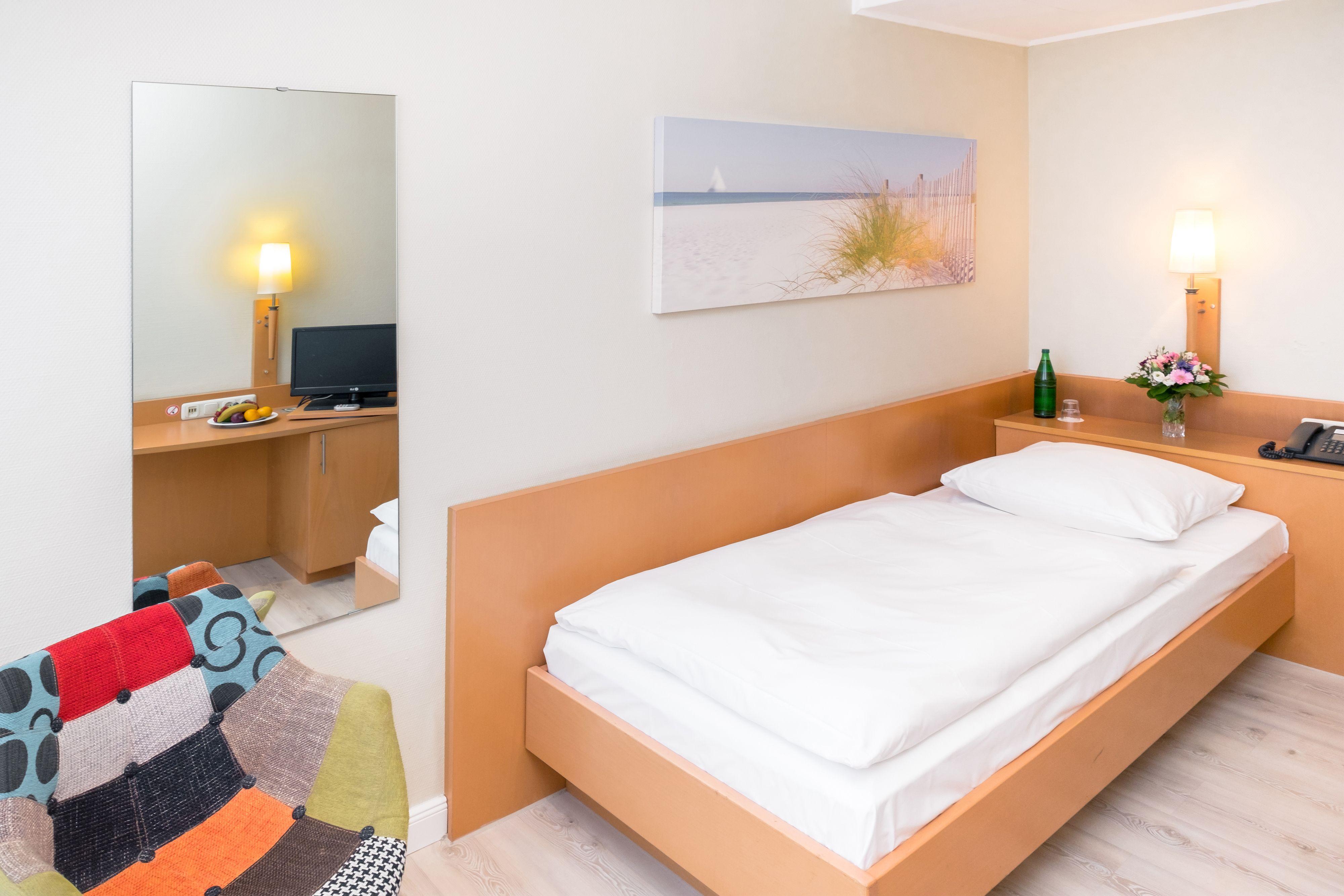 Hotel Astor Kiel By Campanile Екстериор снимка