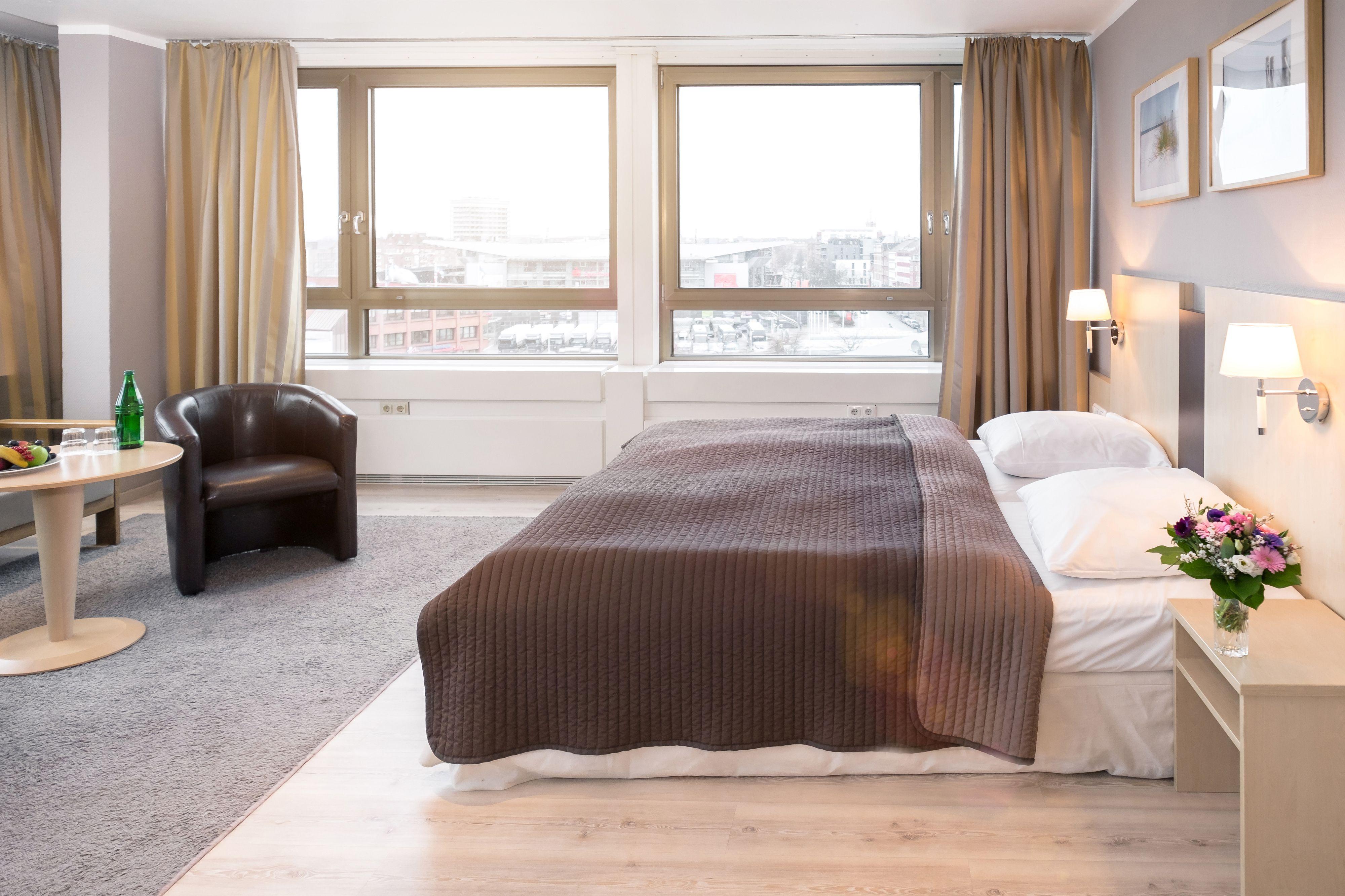 Hotel Astor Kiel By Campanile Екстериор снимка