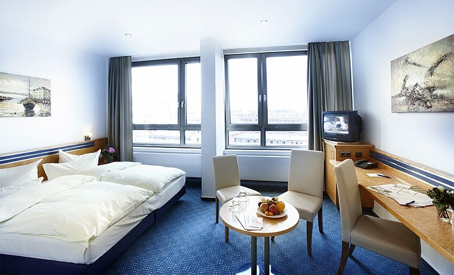 Hotel Astor Kiel By Campanile Екстериор снимка